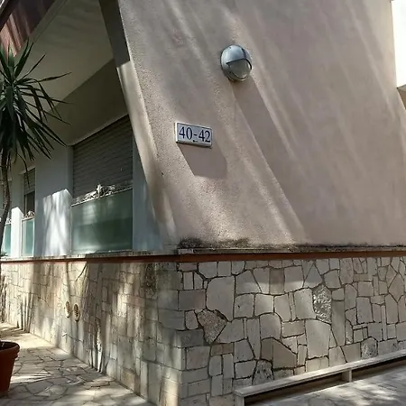 Parioli Con Uso Cucina 3*